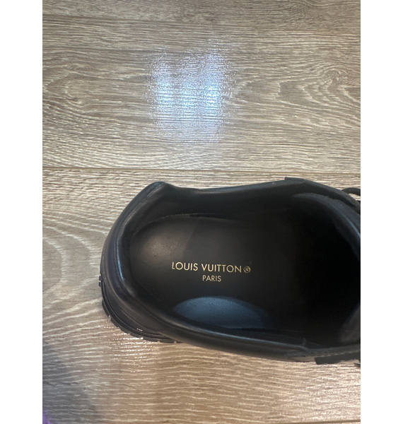 Кроссовки • Louis Vuitton • Черный