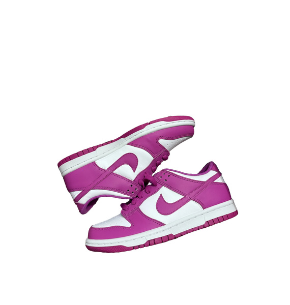 Кроссовки • Nike • Фуксия