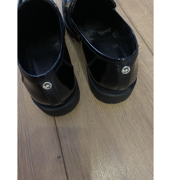 Лоферы • Michael Kors • Черный