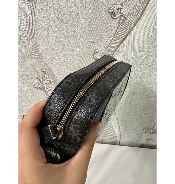 Сумка • GUESS • Черный