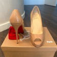 Туфли • Christian Louboutin • Кремовый
