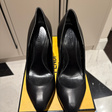 Туфли • Alexander McQueen • Черный