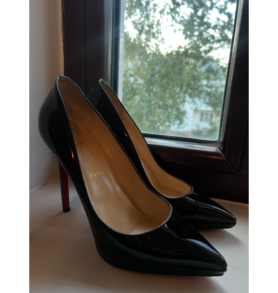 Туфли • Christian Louboutin • Черный