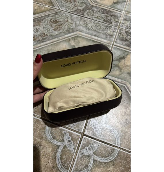 Очки • Louis Vuitton • Черный