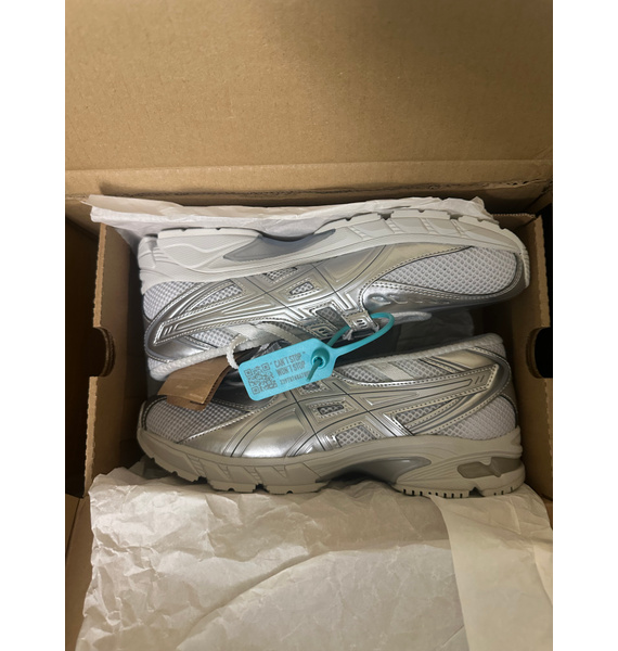Кроссовки • ASICS • Белый