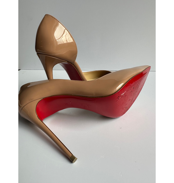 Туфли • Christian Louboutin • Бежевый