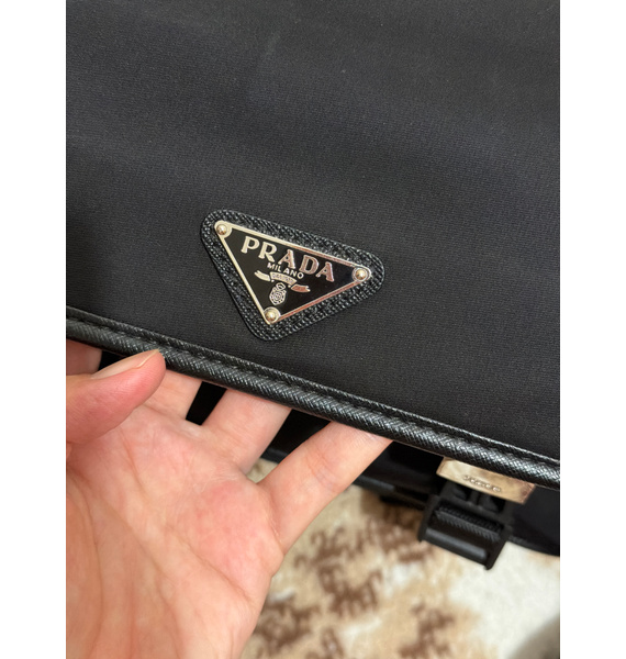 Сумка • Prada • Черный