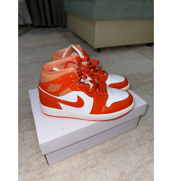 Кроссовки • Nike • Белый