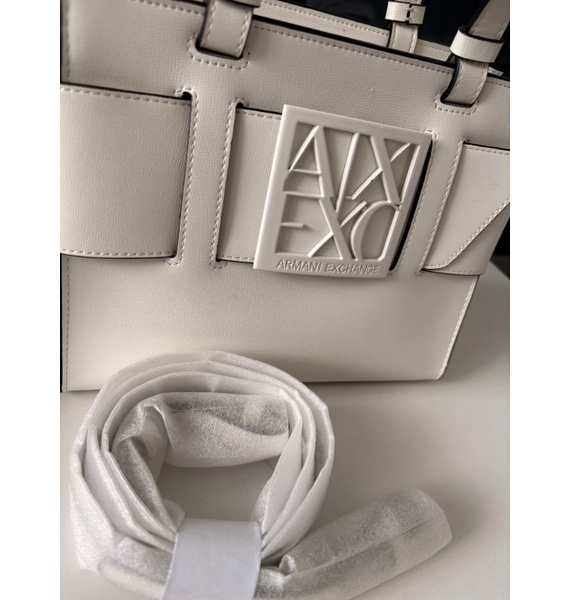 Сумка • Armani Exchange • Белый