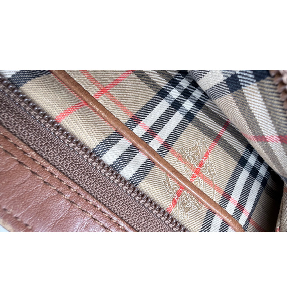 Клатч • Burberry • Коричневый