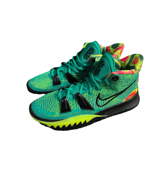 Кроссовки • Nike • Другое