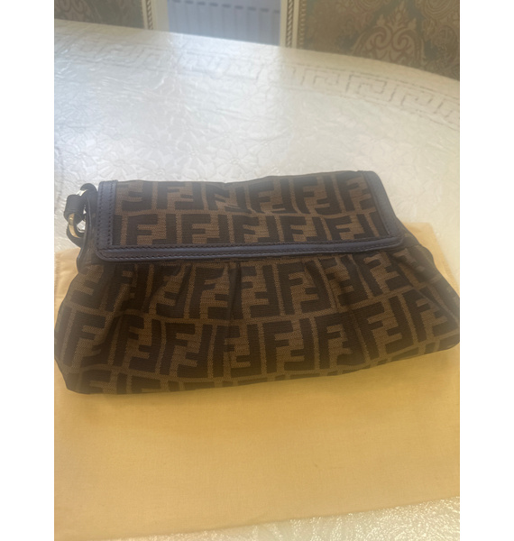 Сумка • Fendi • Коричневый