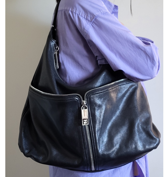 Сумка • Fendi • Черный