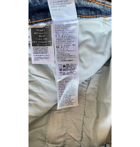 Джинсы • Levi's • Темно-синий