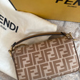 Сумка • Fendi • Бежевый