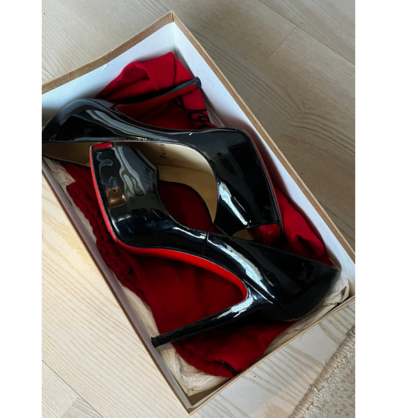 Туфли • Christian Louboutin • Черный