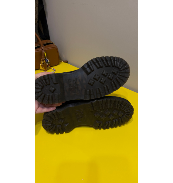 Ботинки • Dr. Martens • Черный