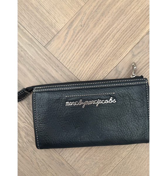 Клатч • Marc By Marc Jacobs • Черный