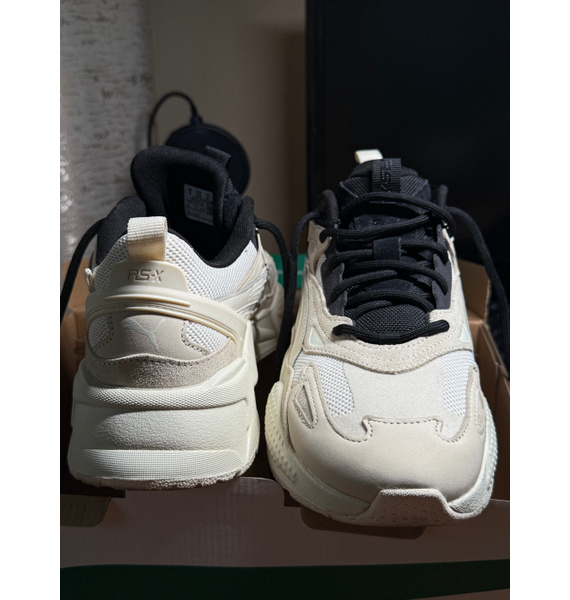 Кроссовки • PUMA • Бежевый