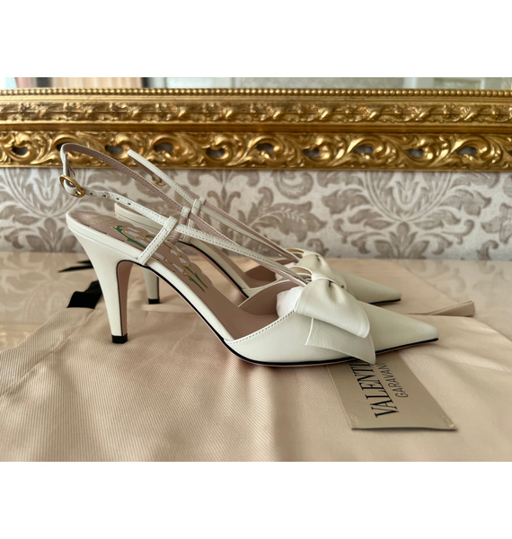 Туфли • Valentino Garavani • Молочный