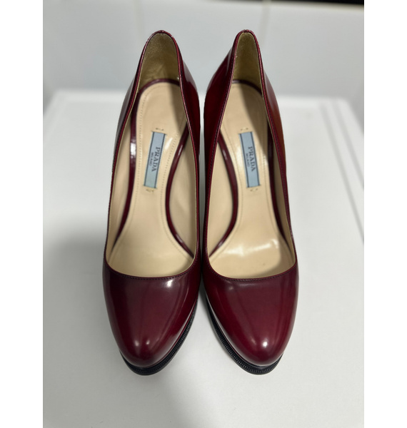 Туфли • Prada • Бордовый