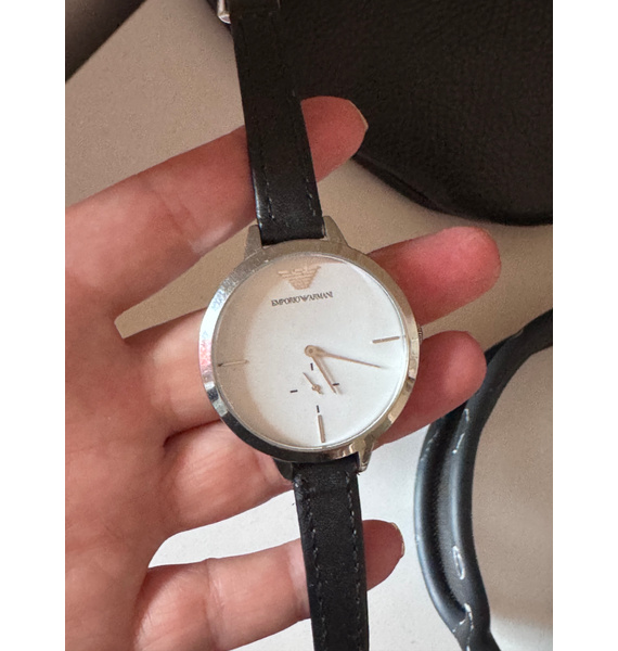 Часы • Emporio Armani • Черный