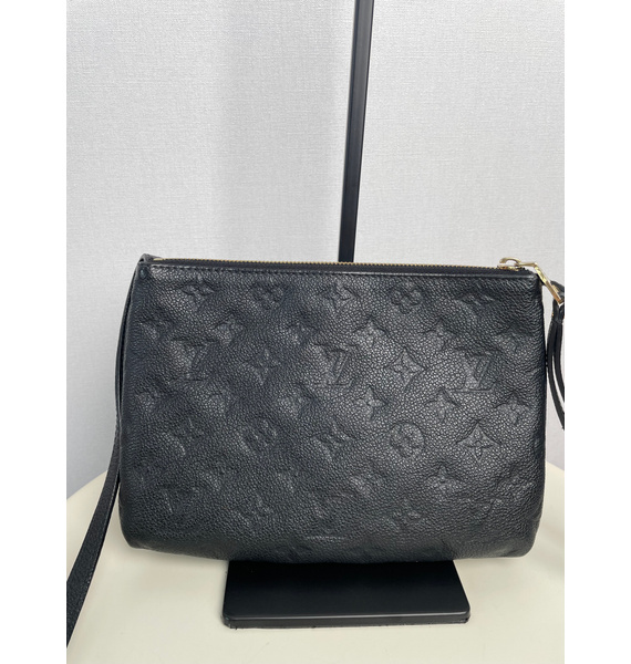 Сумка • Louis Vuitton • Черный