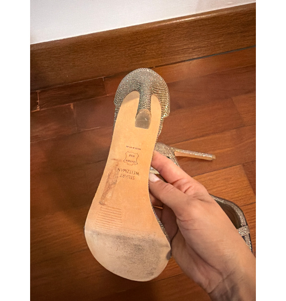 Босоножки • Stuart Weitzman • Золотой