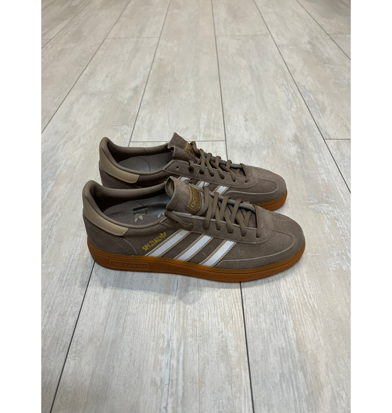 Кеды • adidas • Бежевый