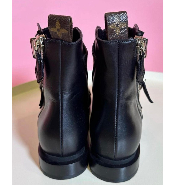 Ботинки • Louis Vuitton • Черный