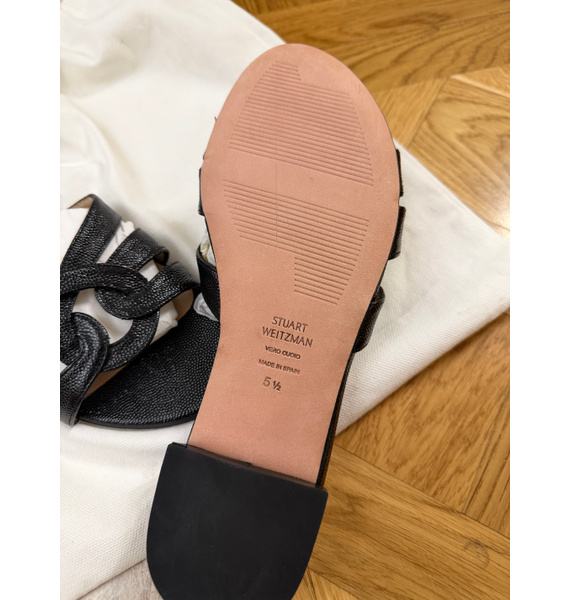 Шлепанцы • Stuart Weitzman • Черный