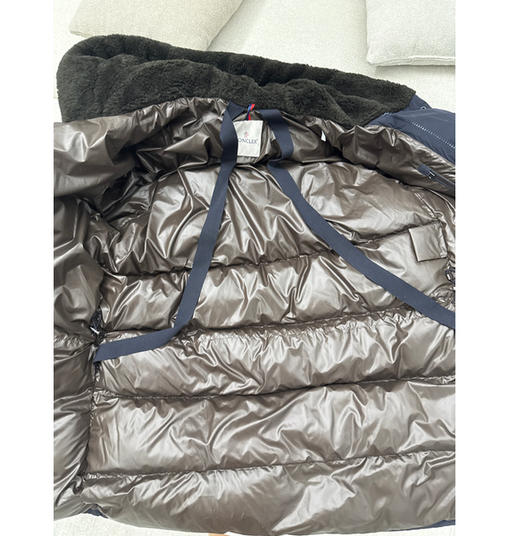 Куртка • Moncler • Черный