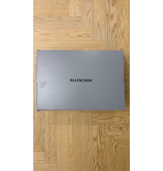 Кроссовки • Balenciaga • Черный