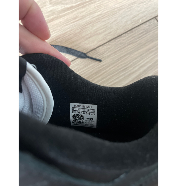 Кроссовки • adidas Originals • Черный