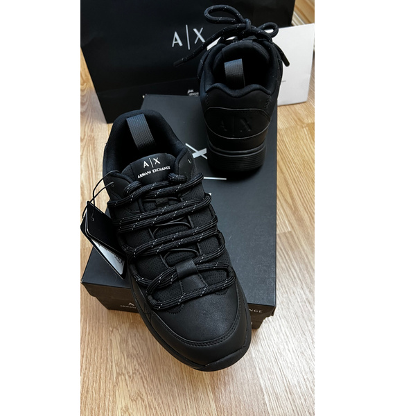 Кроссовки • Armani Exchange • Черный