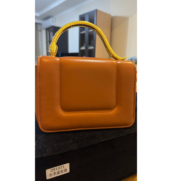 Сумка • Bvlgari • Золотой