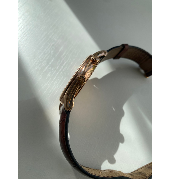 Часы • Frédérique Constant • Золотой