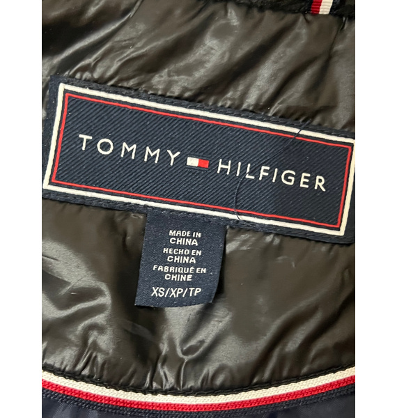 Куртка • Tommy Hilfiger • Черный