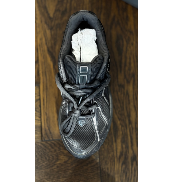Кроссовки • New Balance • Черный