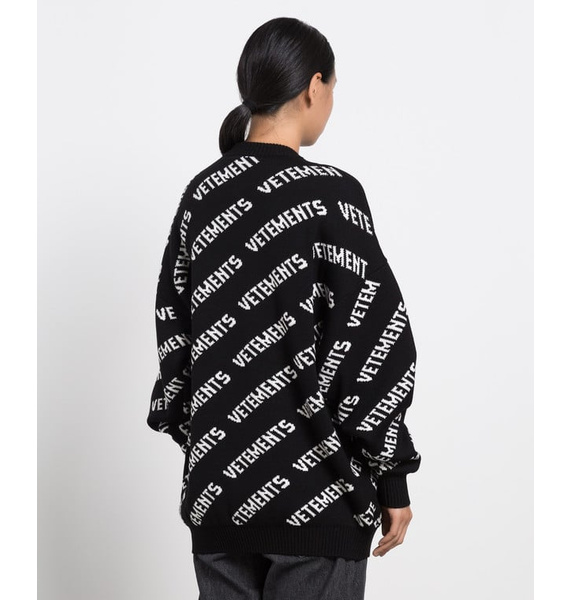 Пуловер • VETEMENTS • Черный
