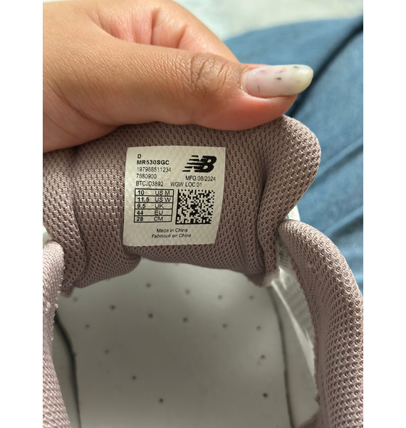 Кроссовки • New Balance • Розовый