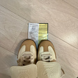 Кроссовки • adidas • Бежевый