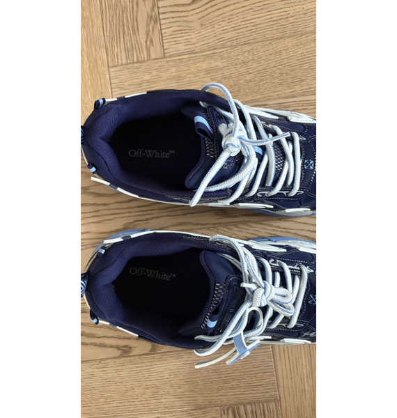 Кроссовки • Off-White • Мульти