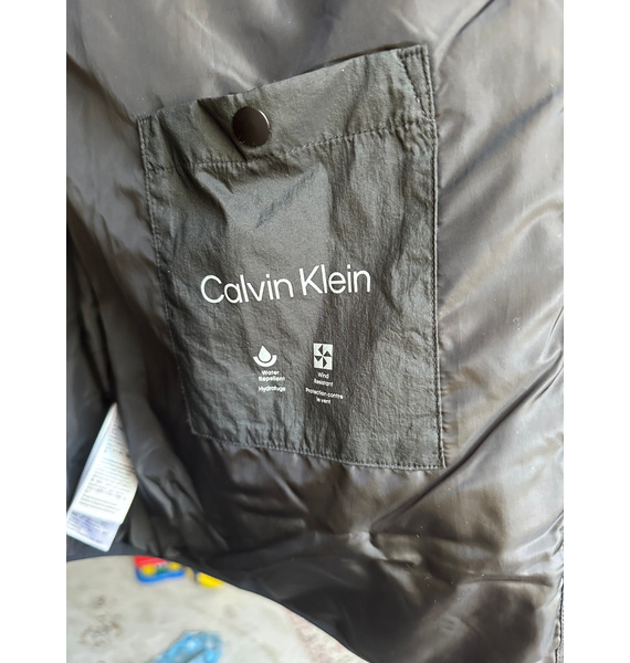 Куртка • Calvin Klein Jeans • Черный
