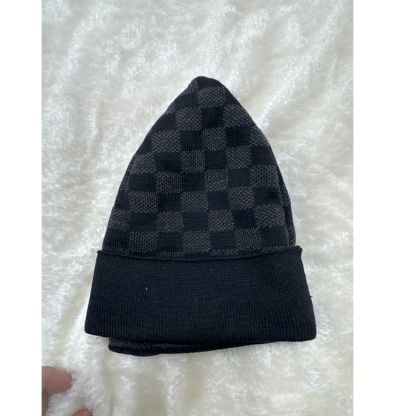 Шапка • Louis Vuitton • Черный