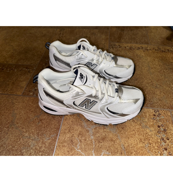 Кроссовки • New Balance • Белый