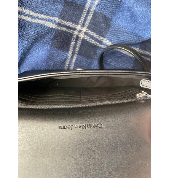 Сумка • Calvin Klein Jeans • Черный