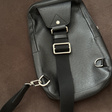Барсетка • Louis Vuitton • Черный