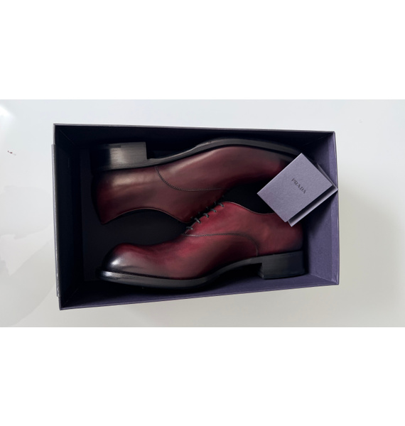 Туфли • Prada • Бордовый