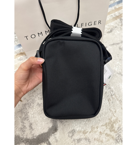 Барсетка • Tommy Hilfiger • Черный